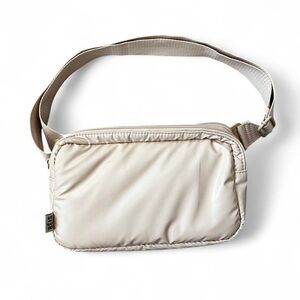 Beis Cream “The Expandable Pouch”